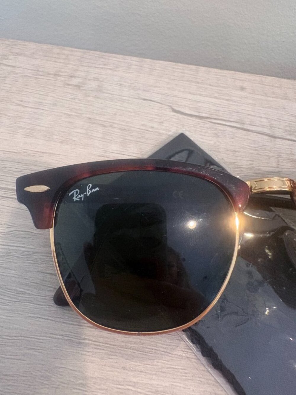 Ray-Ban Clubmaster Sunglasses Tortoise & Gold Authentic - Picture 3 of 6